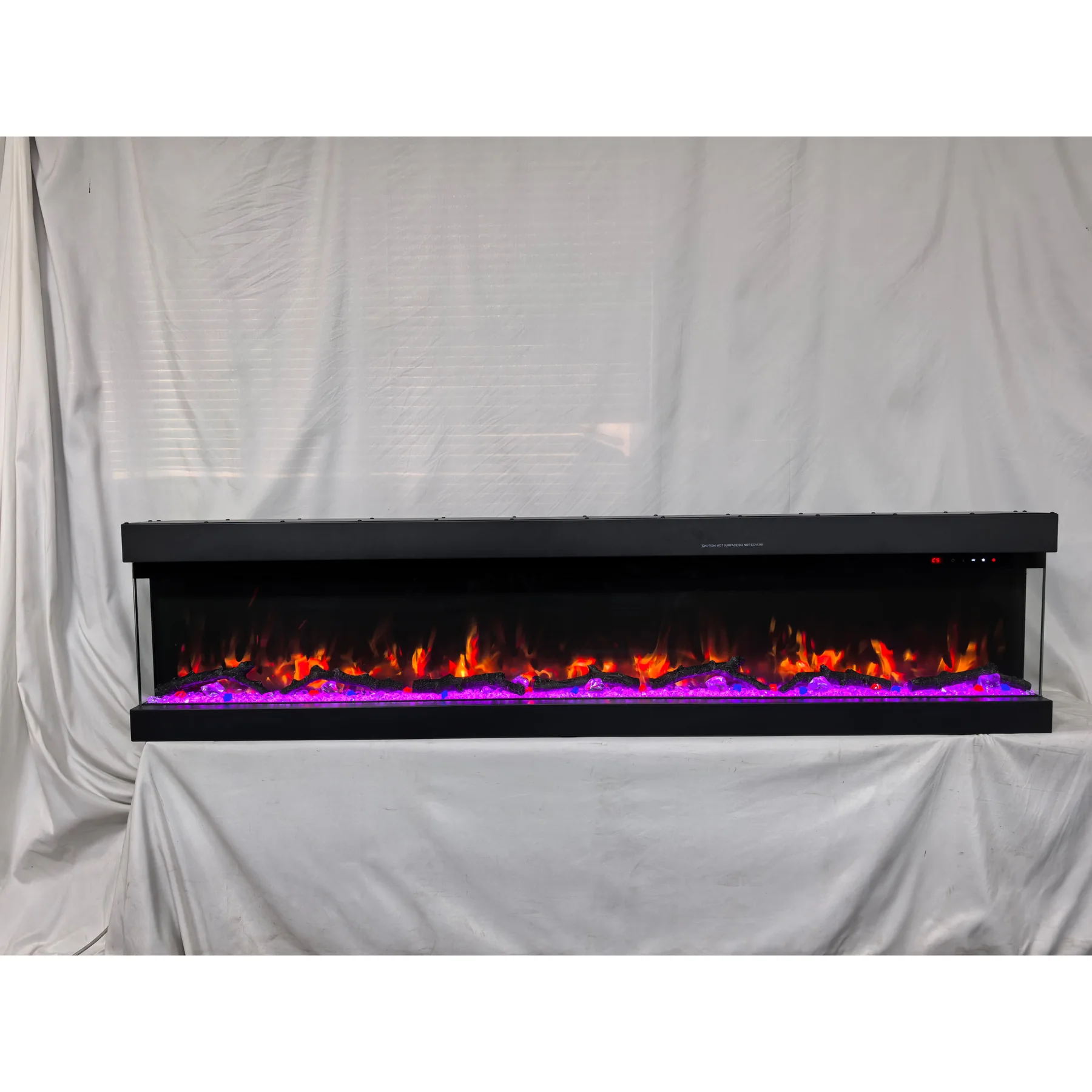 Insert Electric Fireplace - E2M - Commercial scene